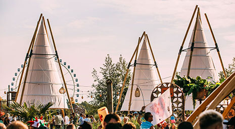 能(néng)爲(wei)營(ying)地帶來更多(duo)流量的(de) BAMBOO TIPI 竹節(jie)燈籠帳篷